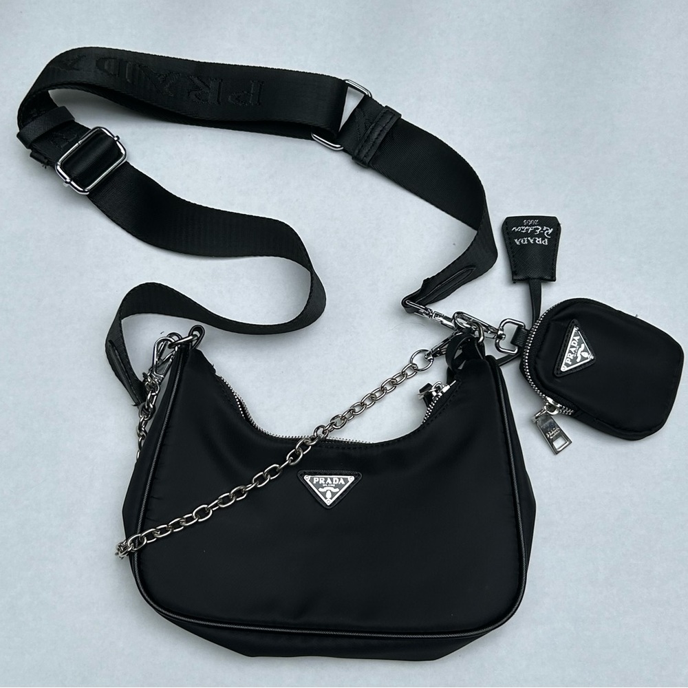 Prada Re-Edition 2005 Black Nylon *Used